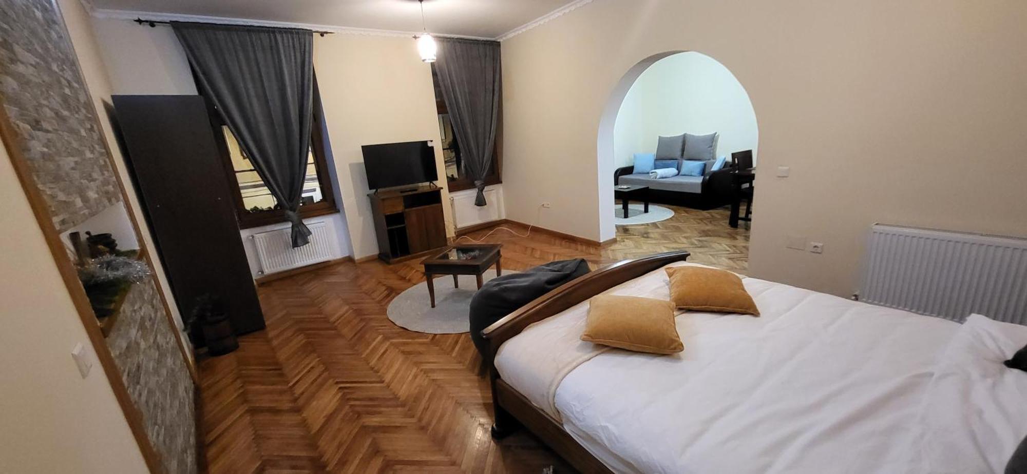 Schei Apartments Брашов Екстериор снимка